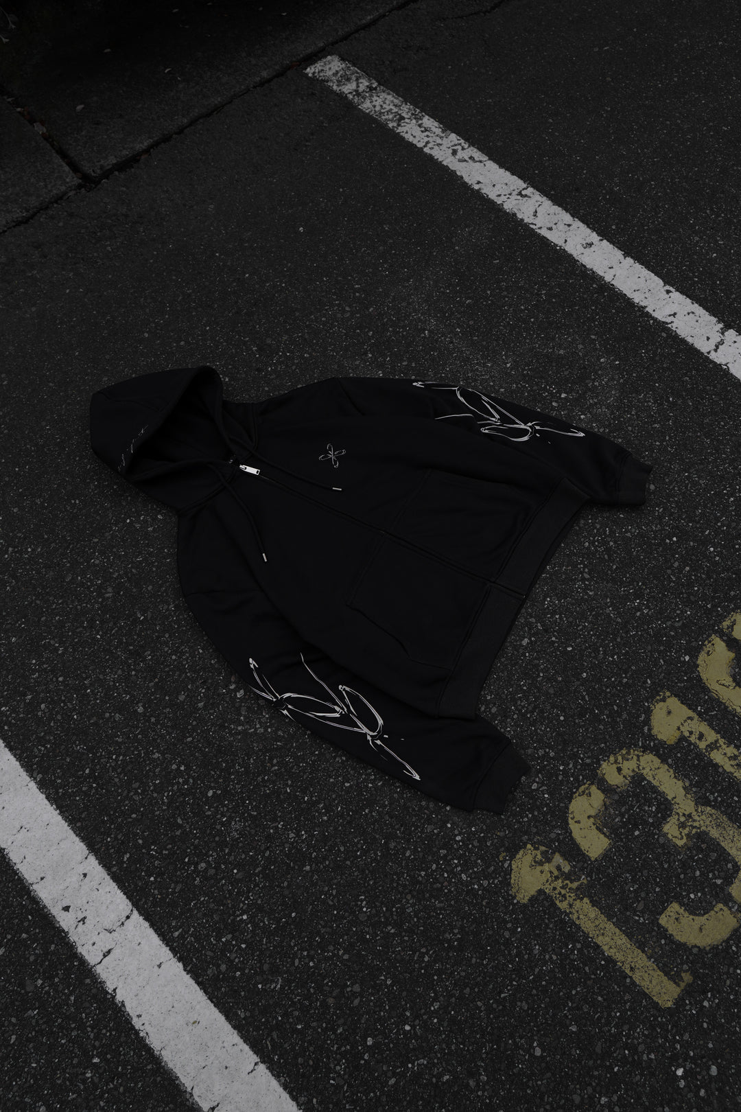 ✮ REFLECTIVE REVENANT ZIP HOODIE