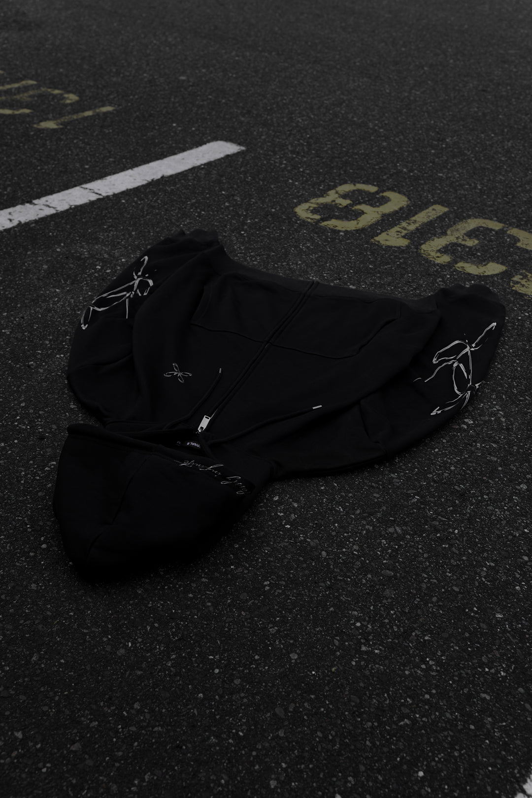 ✮ REFLECTIVE REVENANT ZIP HOODIE